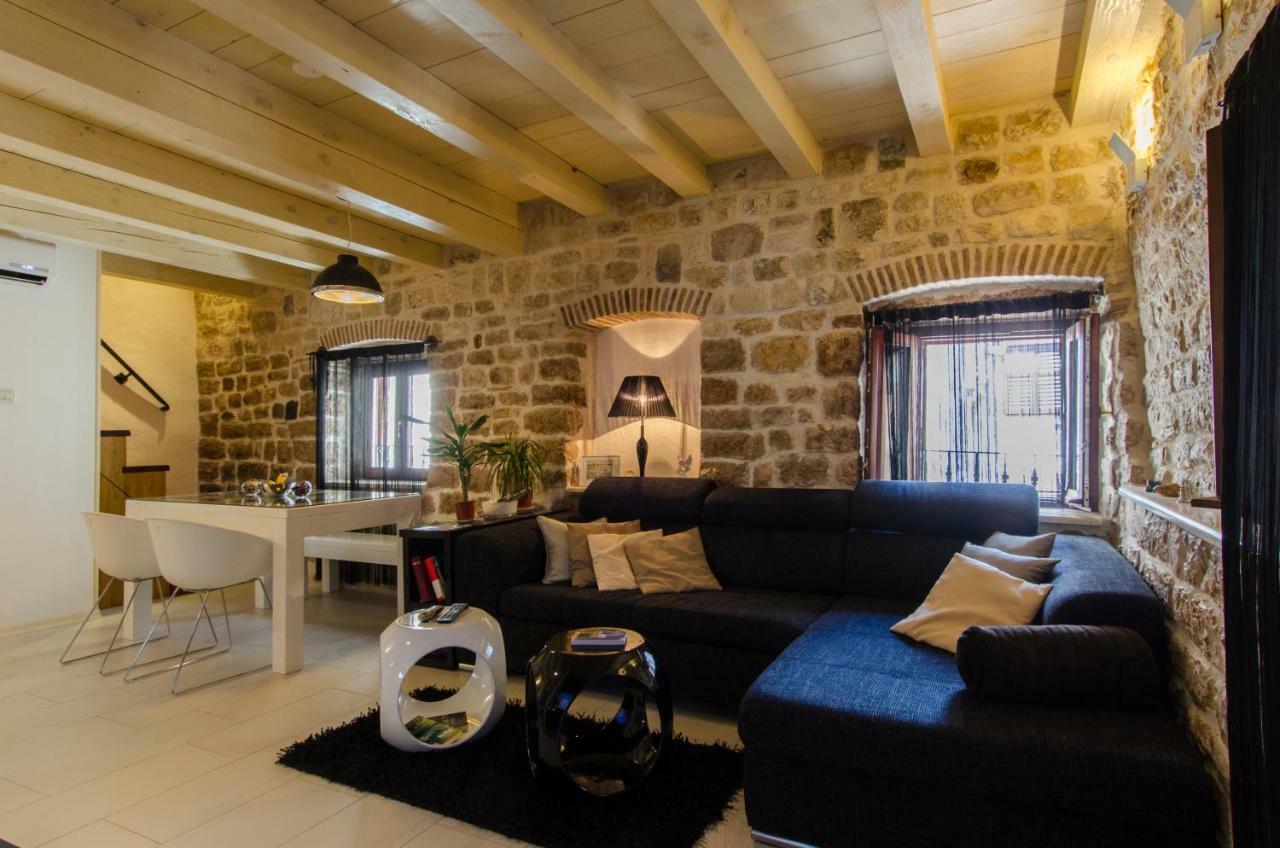 Apartment Capo Family & Capo Studio -Old Town-Parking Trogir Luaran gambar