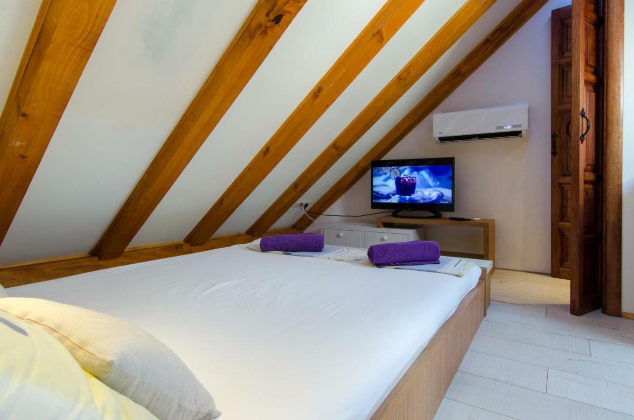 Apartment Capo Family & Capo Studio -Old Town-Parking Trogir Luaran gambar
